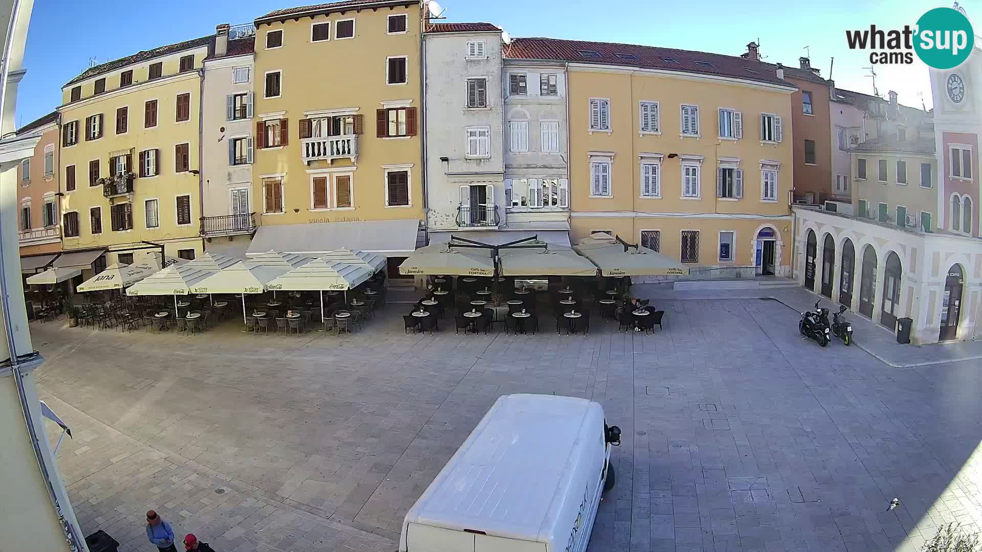 Spletna kamera Rovinj Center – Glavni trg