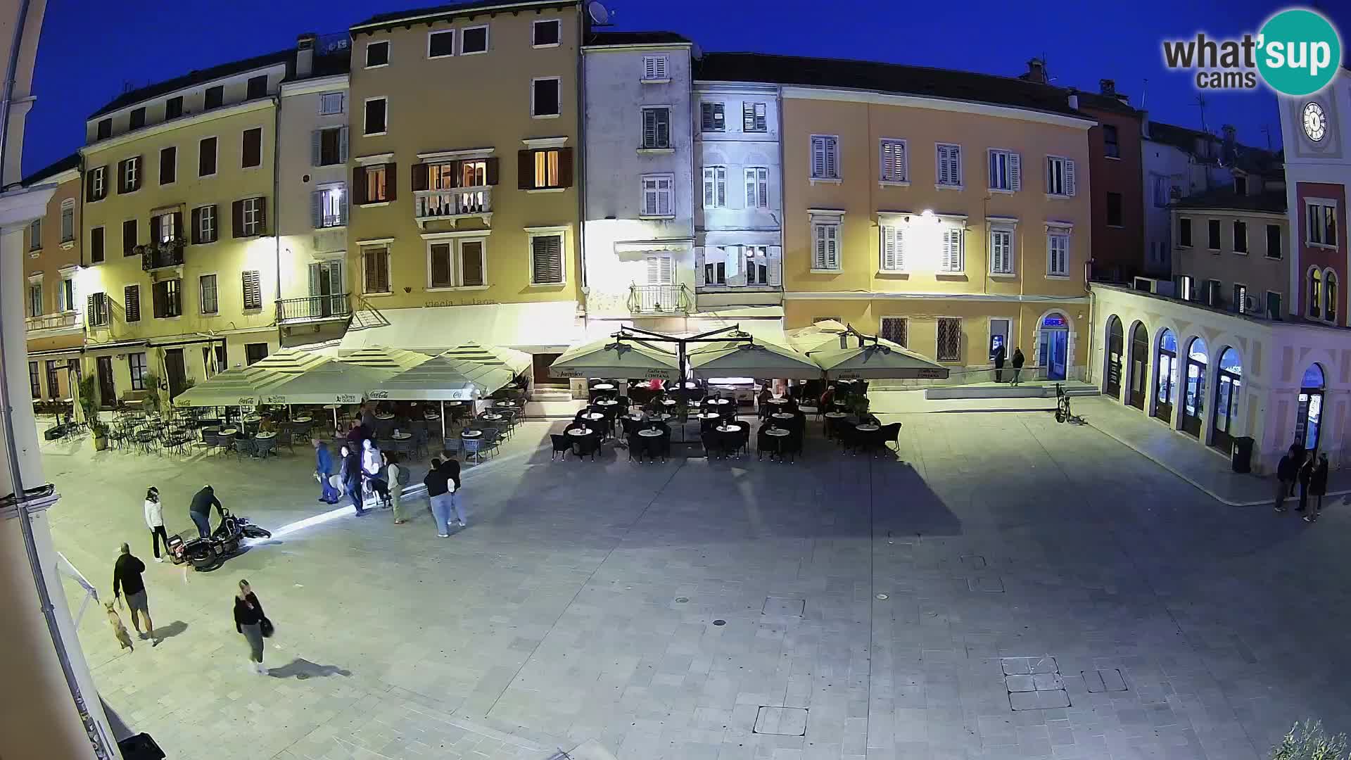 Spletna kamera Rovinj Center – Glavni trg