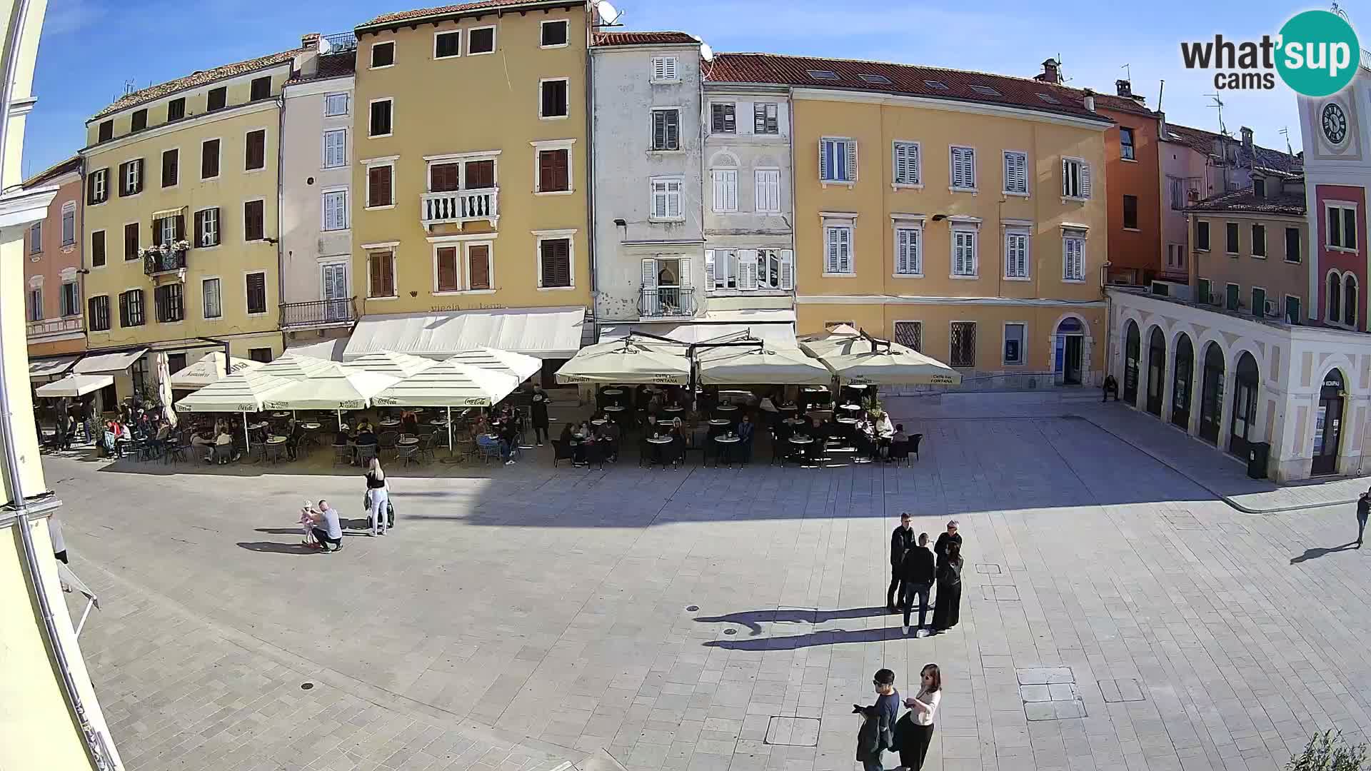 Spletna kamera Rovinj Center – Glavni trg