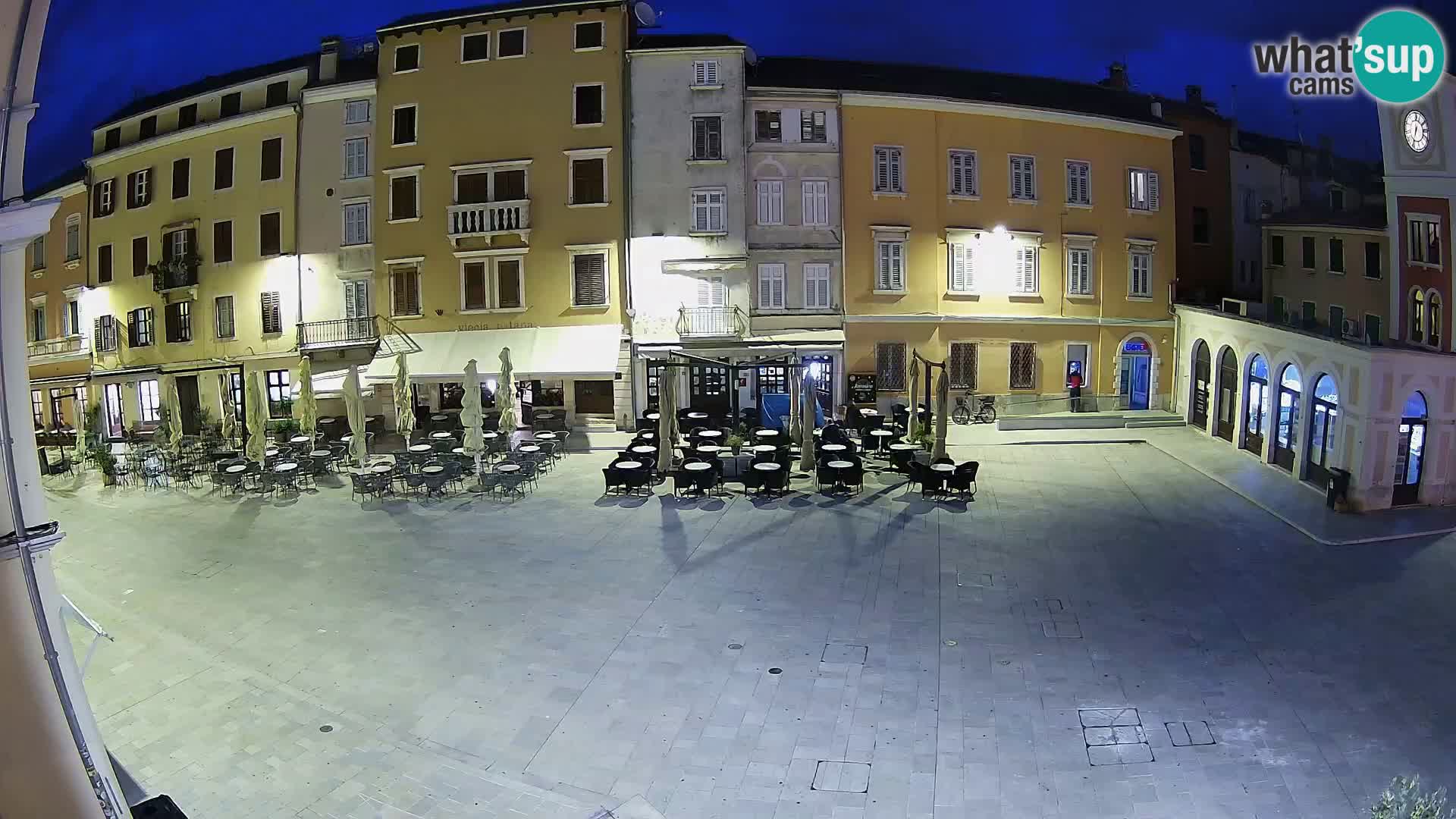 Spletna kamera Rovinj Center – Glavni trg