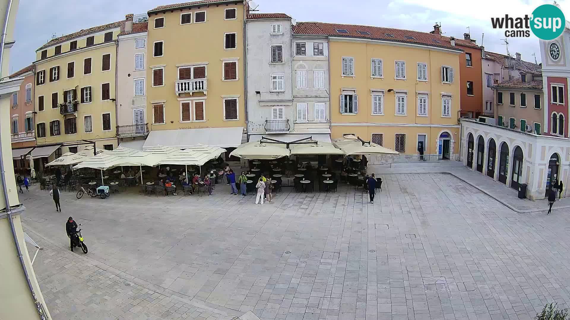 Spletna kamera Rovinj Center – Glavni trg