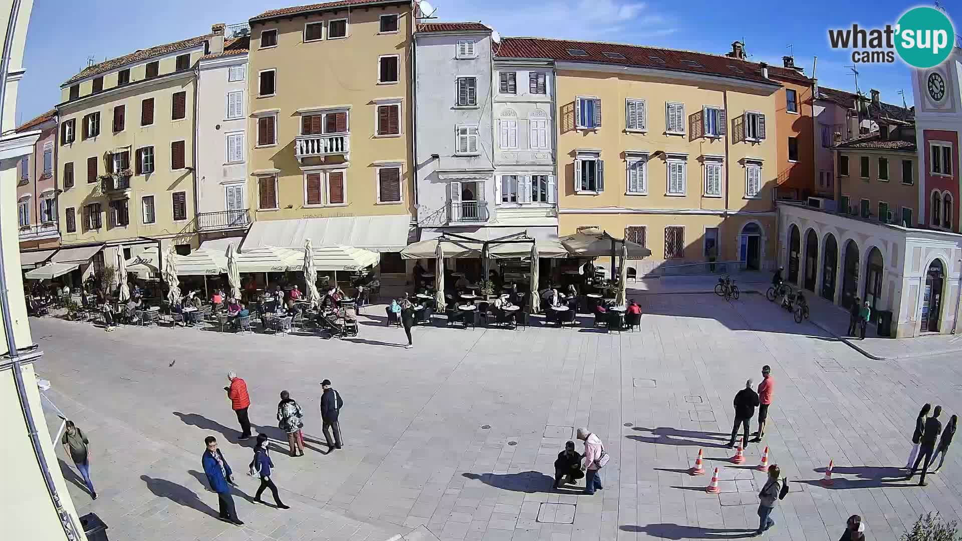 Spletna kamera Rovinj Center – Glavni trg