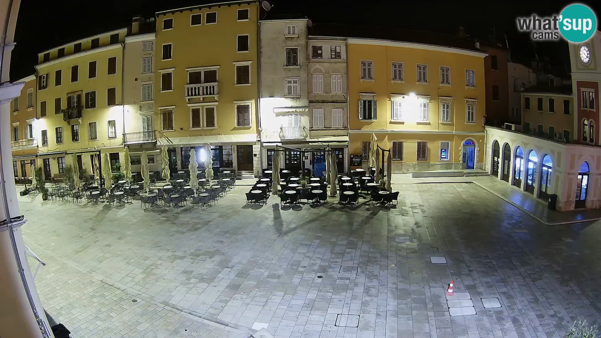 Spletna kamera Rovinj Center – Glavni trg