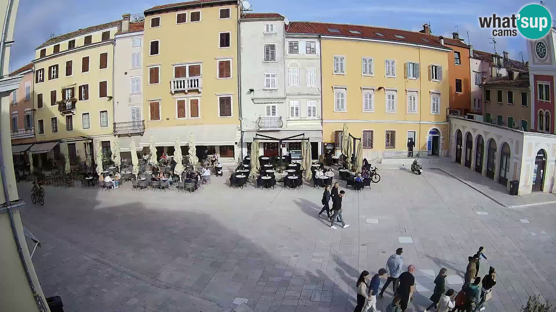 Spletna kamera Rovinj Center – Glavni trg