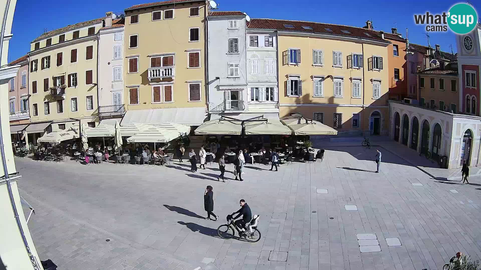 Spletna kamera Rovinj Center – Glavni trg