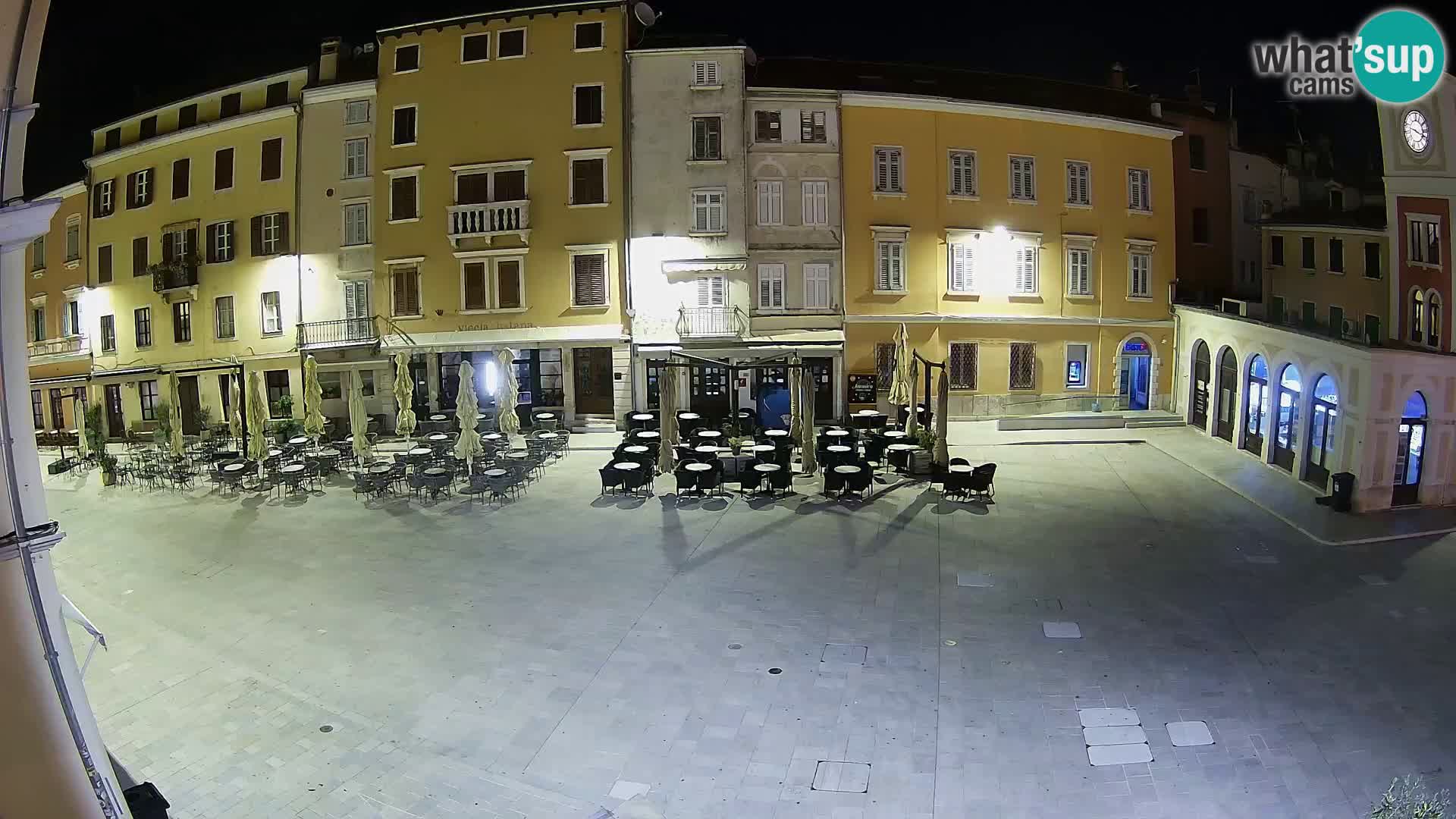 Spletna kamera Rovinj Center – Glavni trg