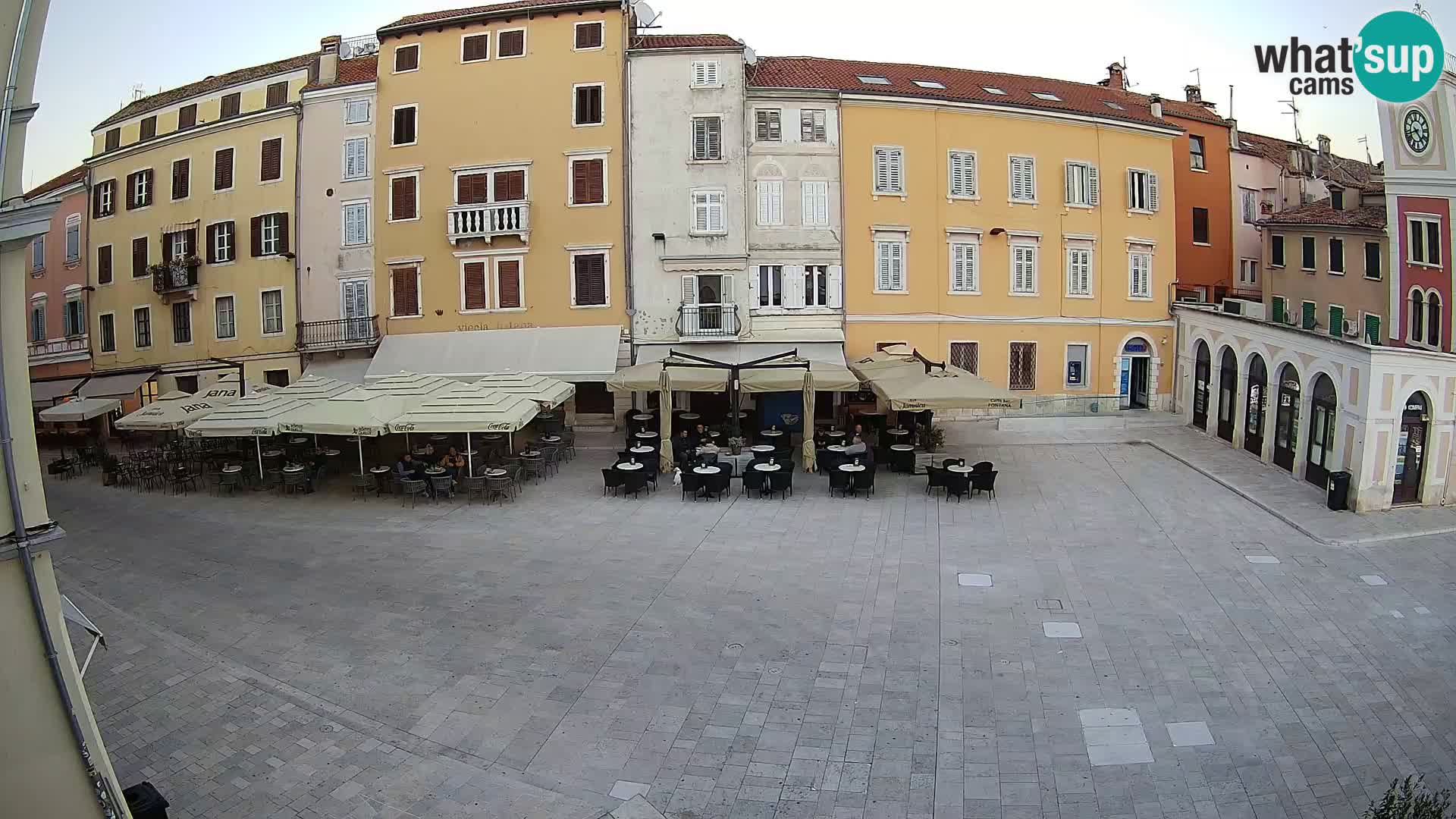 Spletna kamera Rovinj Center – Glavni trg