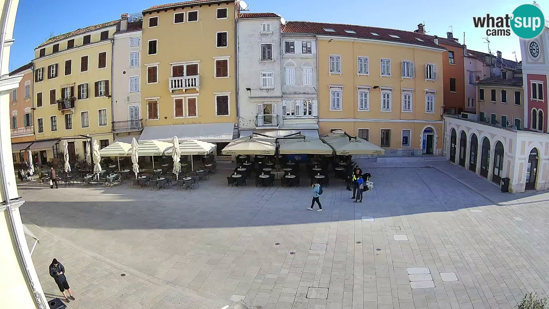 Spletna kamera Rovinj Center – Glavni trg