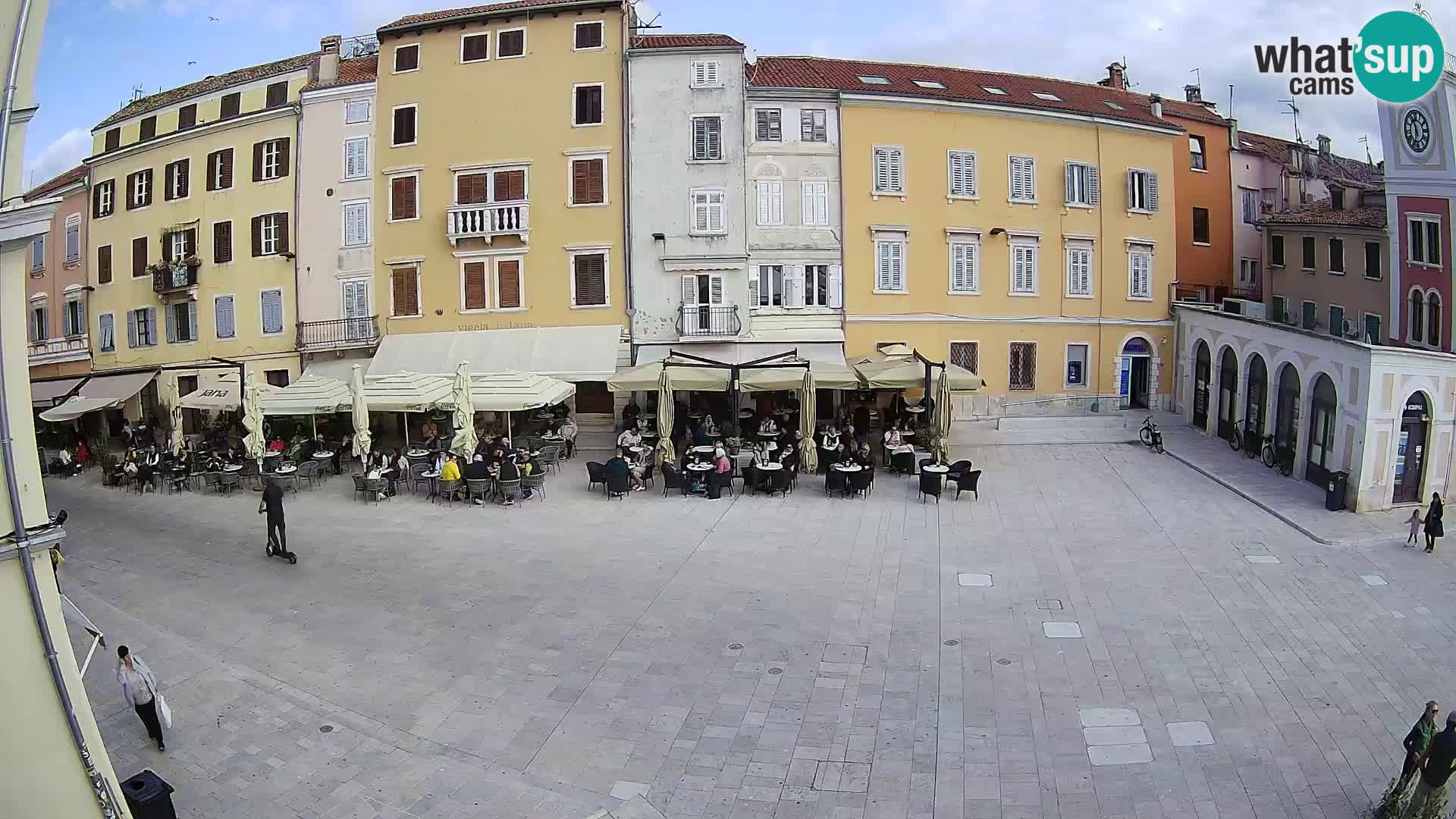 Spletna kamera Rovinj Center – Glavni trg