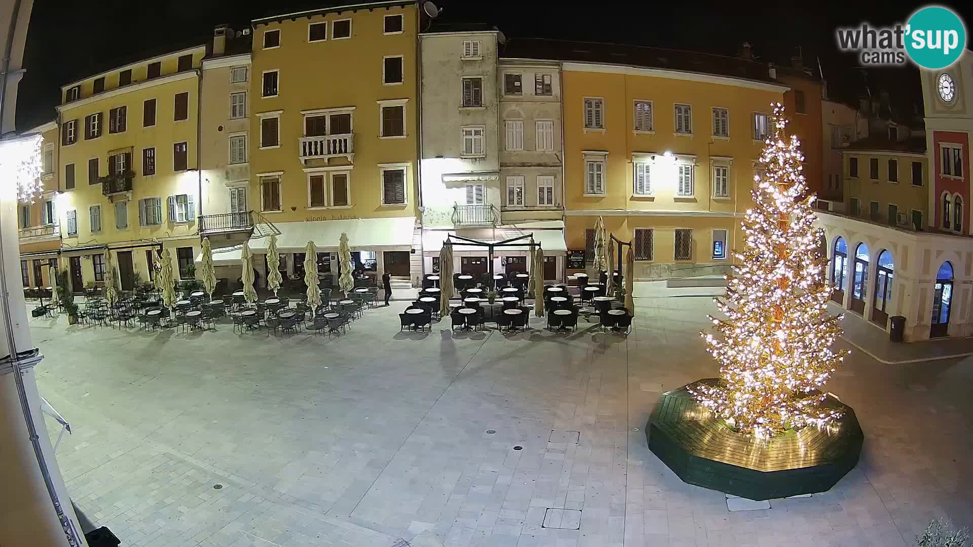Spletna kamera Rovinj Center – Glavni trg