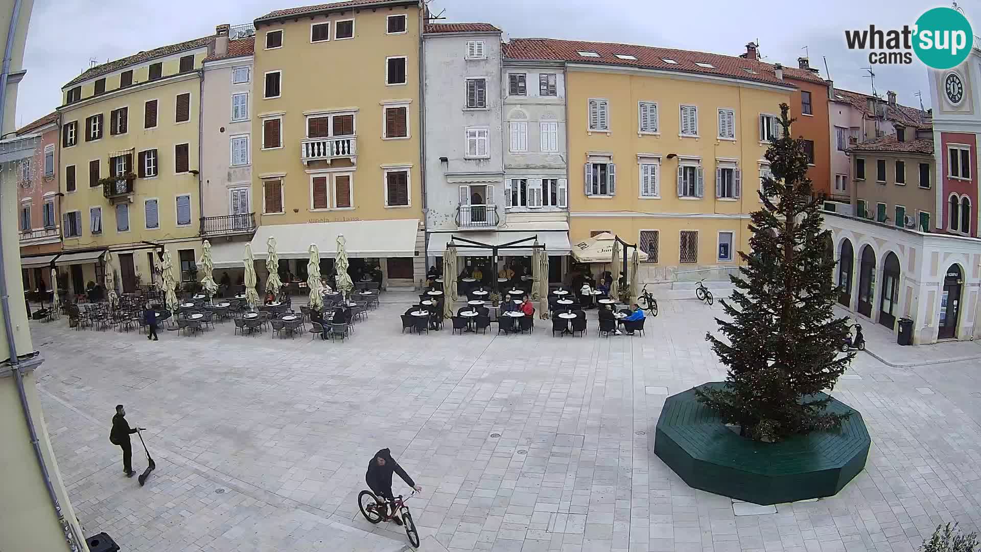 Spletna kamera Rovinj Center – Glavni trg
