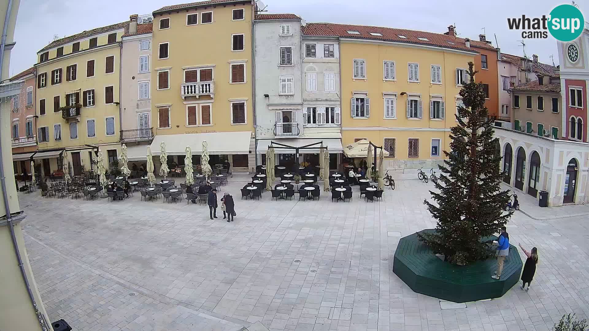 Spletna kamera Rovinj Center – Glavni trg