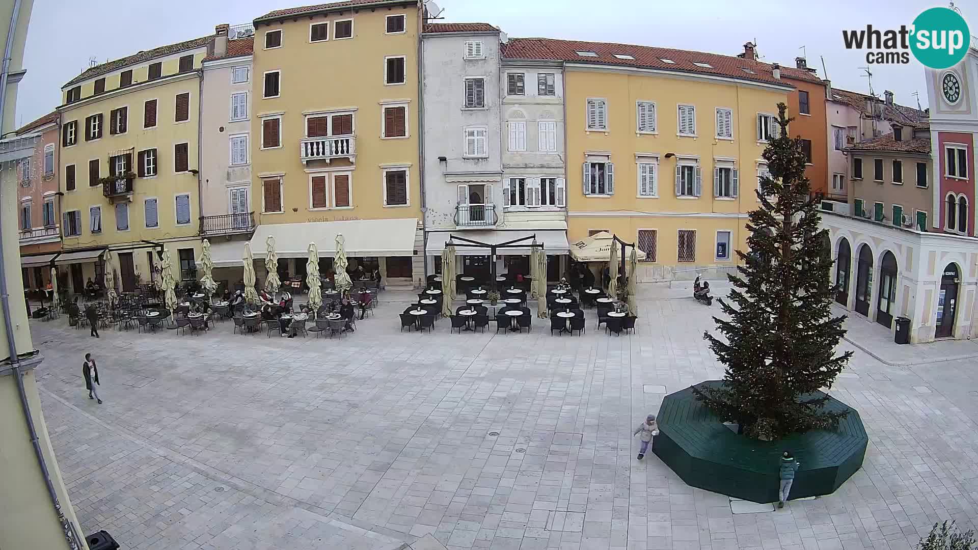 Spletna kamera Rovinj Center – Glavni trg