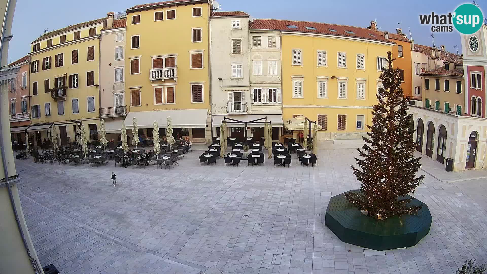 Spletna kamera Rovinj Center – Glavni trg