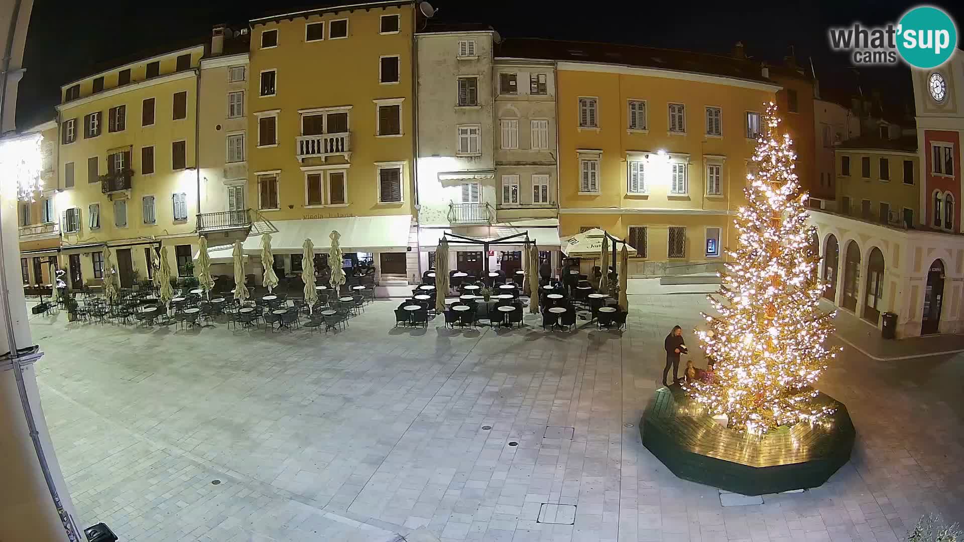 Spletna kamera Rovinj Center – Glavni trg