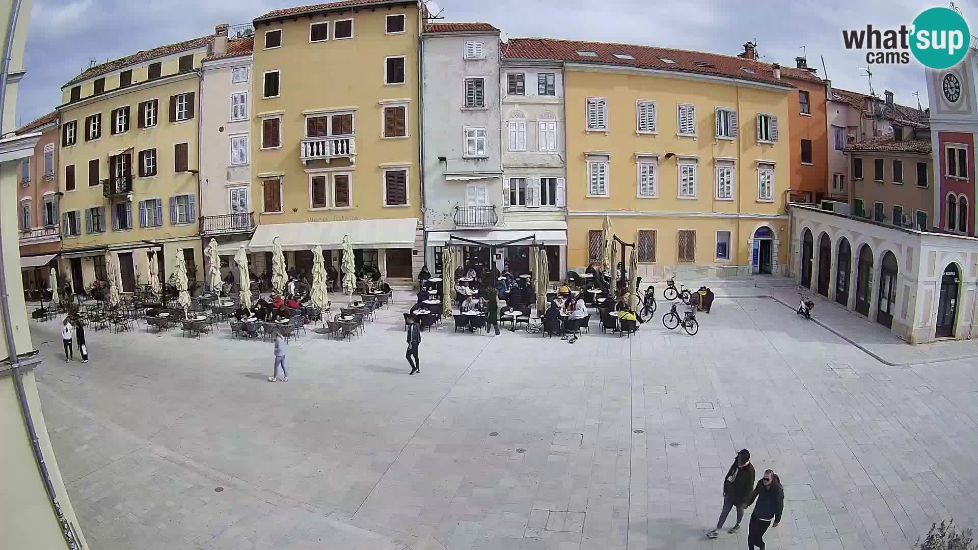 Spletna kamera Rovinj Center – Glavni trg