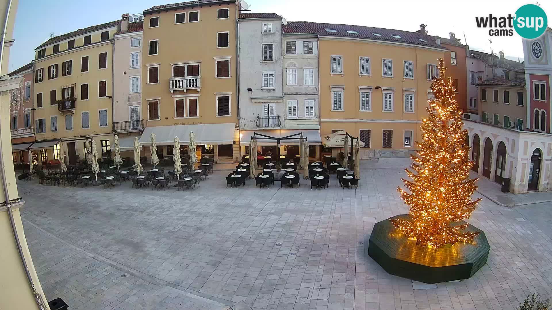 Webcam Rovinj Zentrum – Hauptplatz in Echtzeit