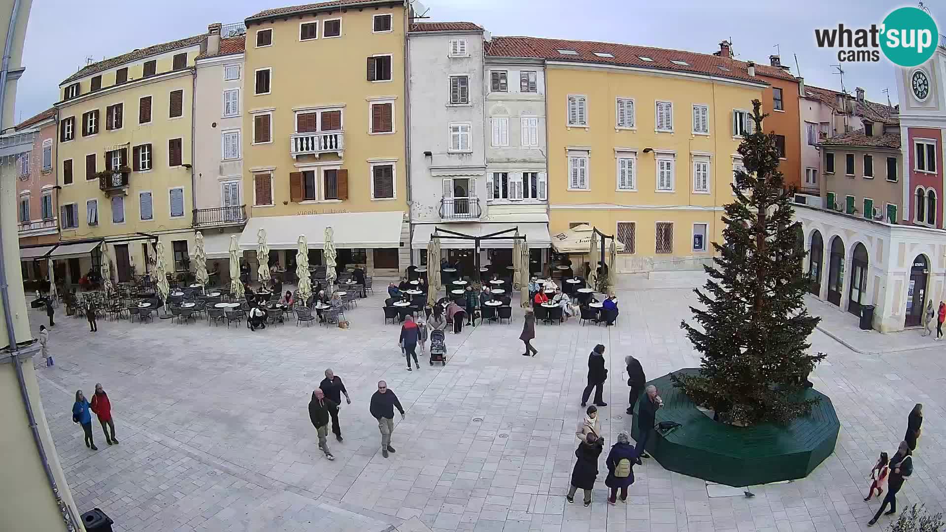 Spletna kamera Rovinj Center – Glavni trg