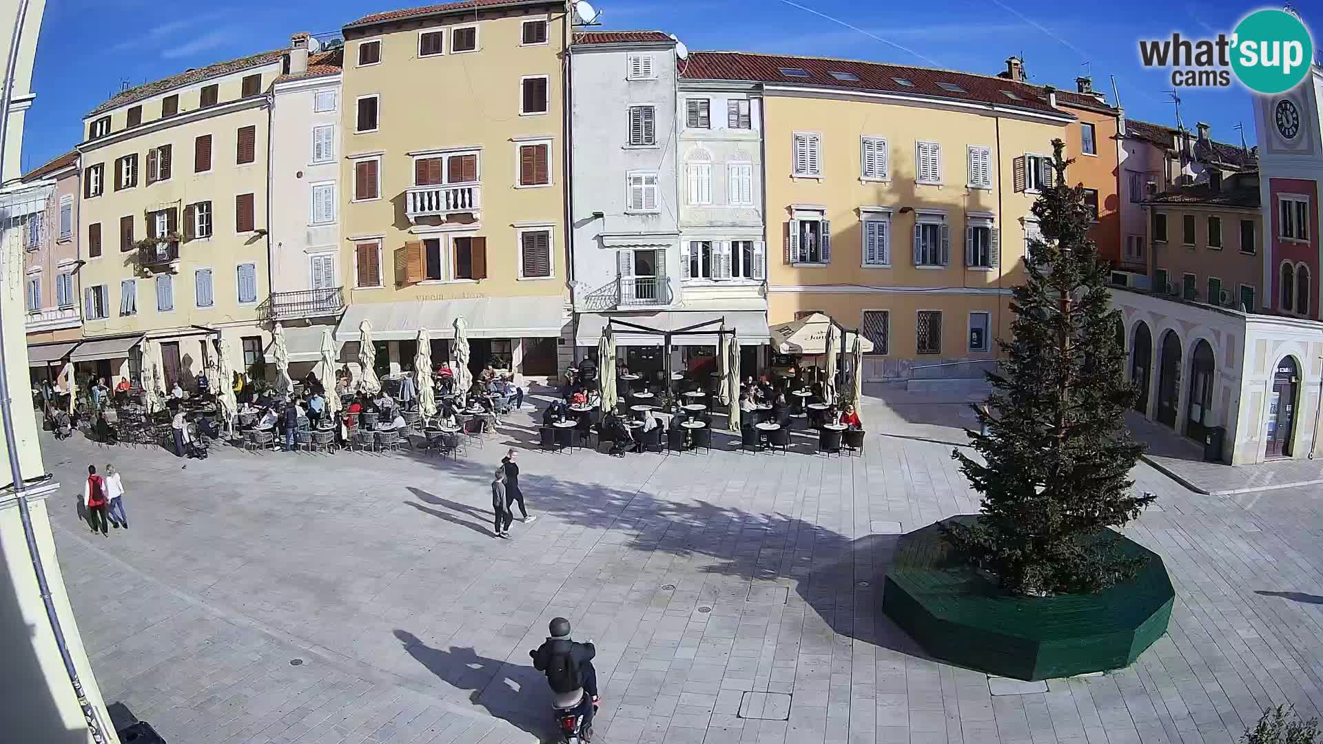 Webcam Rovinj Zentrum – Hauptplatz in Echtzeit