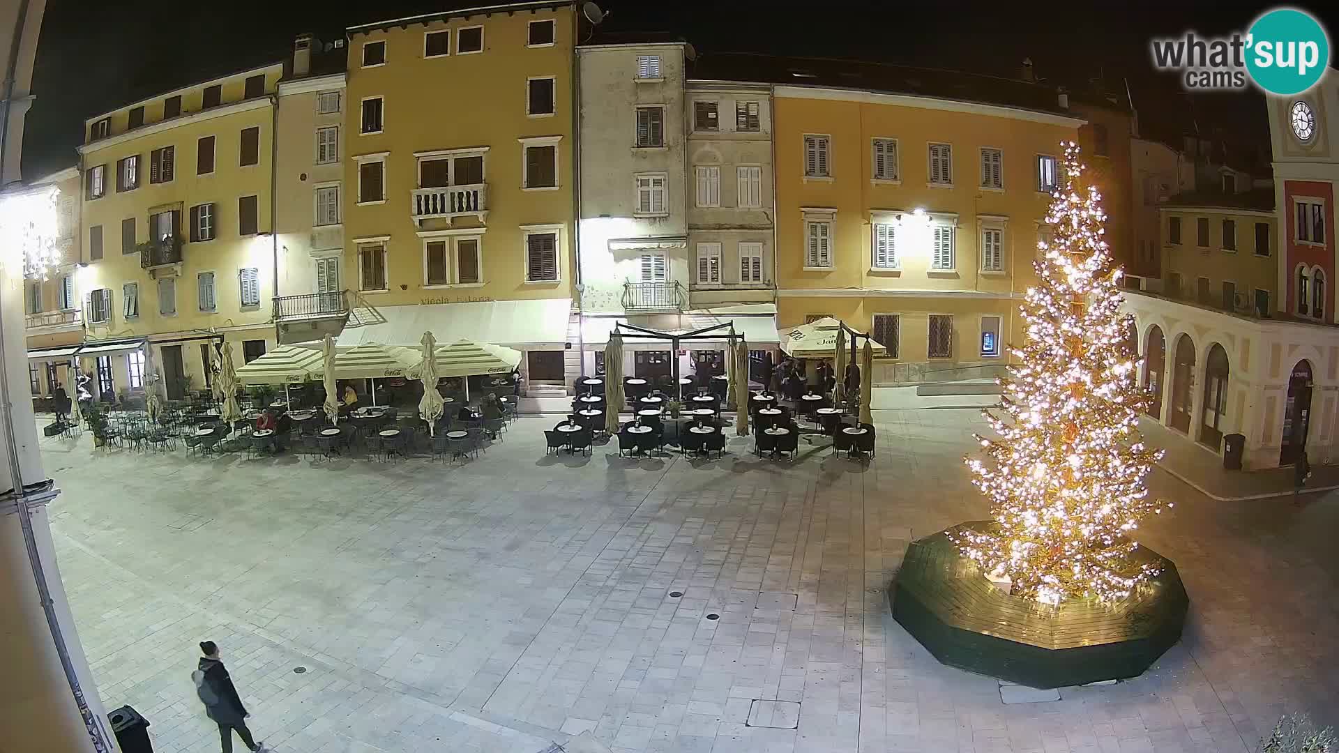 Spletna kamera Rovinj Center – Glavni trg