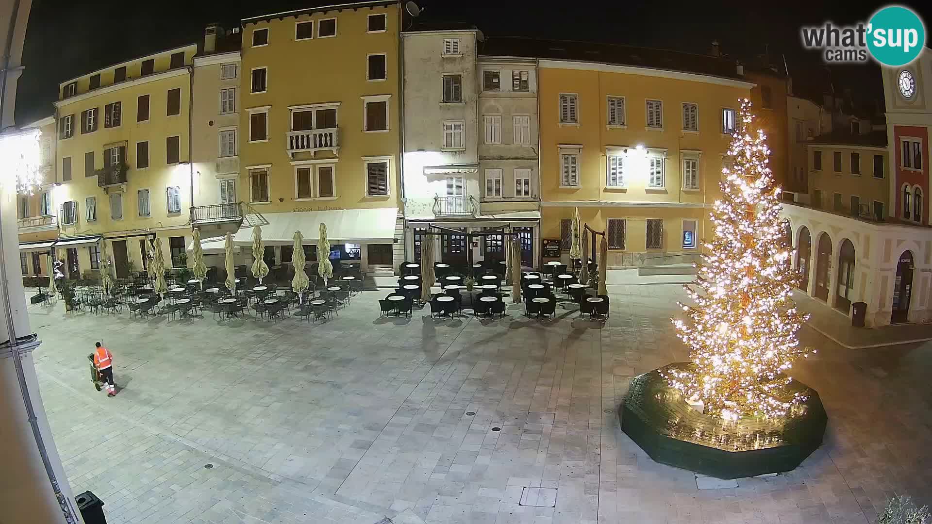 Webcam Rovinj Zentrum – Hauptplatz in Echtzeit