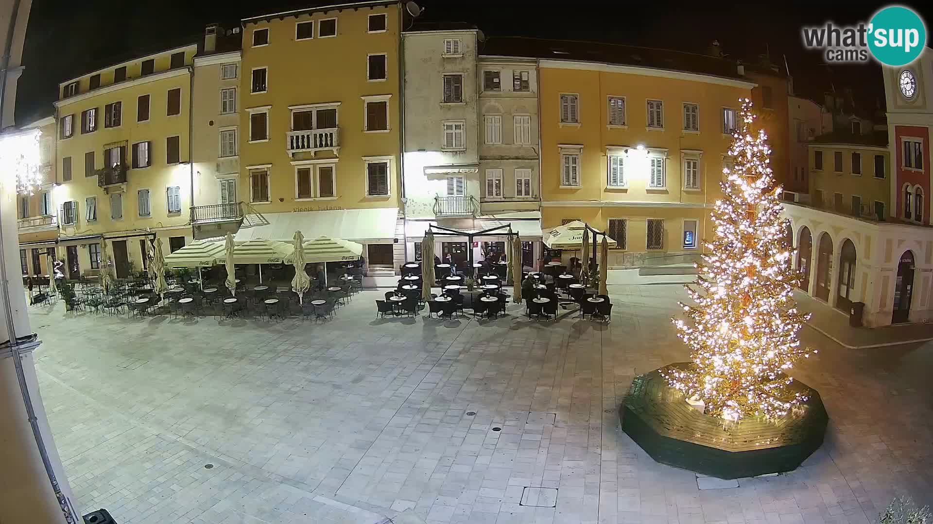Spletna kamera Rovinj Center – Glavni trg