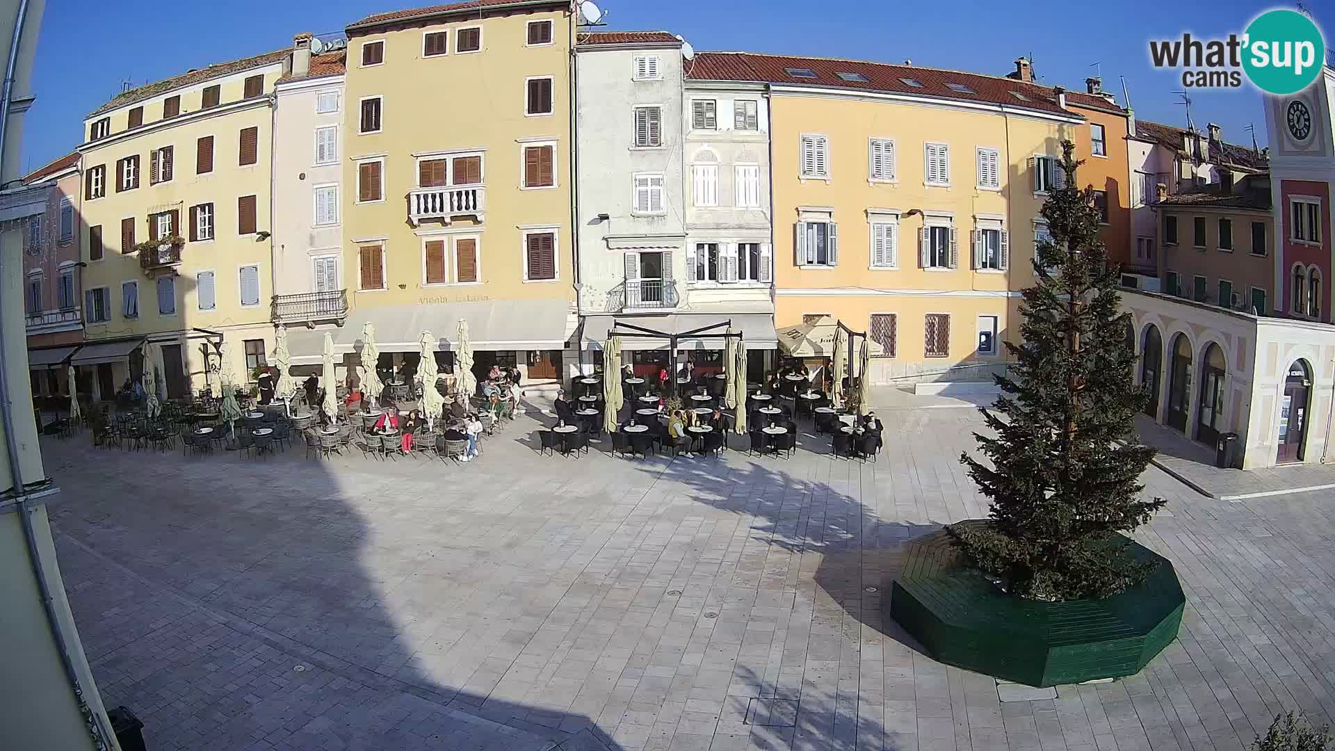 Webcam Rovinj Zentrum – Hauptplatz in Echtzeit
