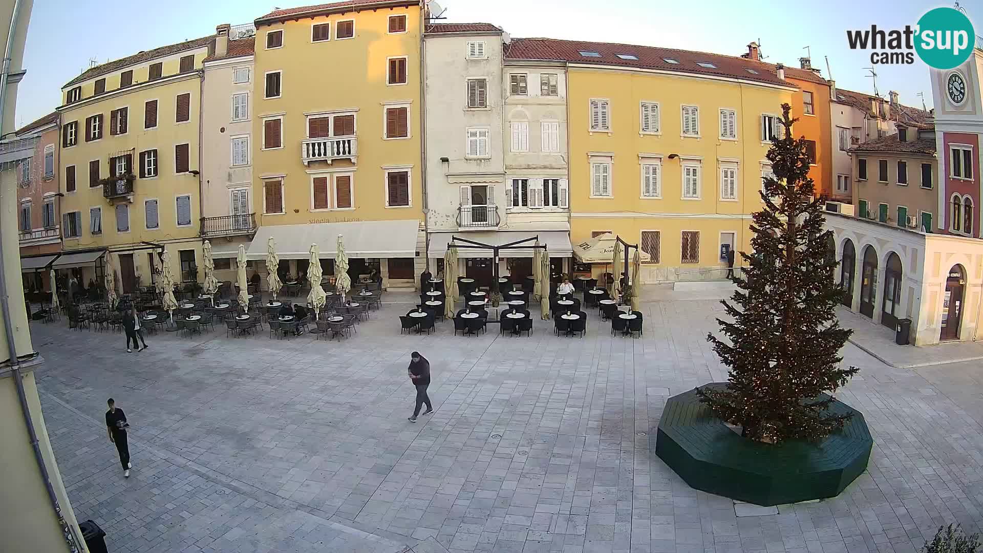 Spletna kamera Rovinj Center – Glavni trg