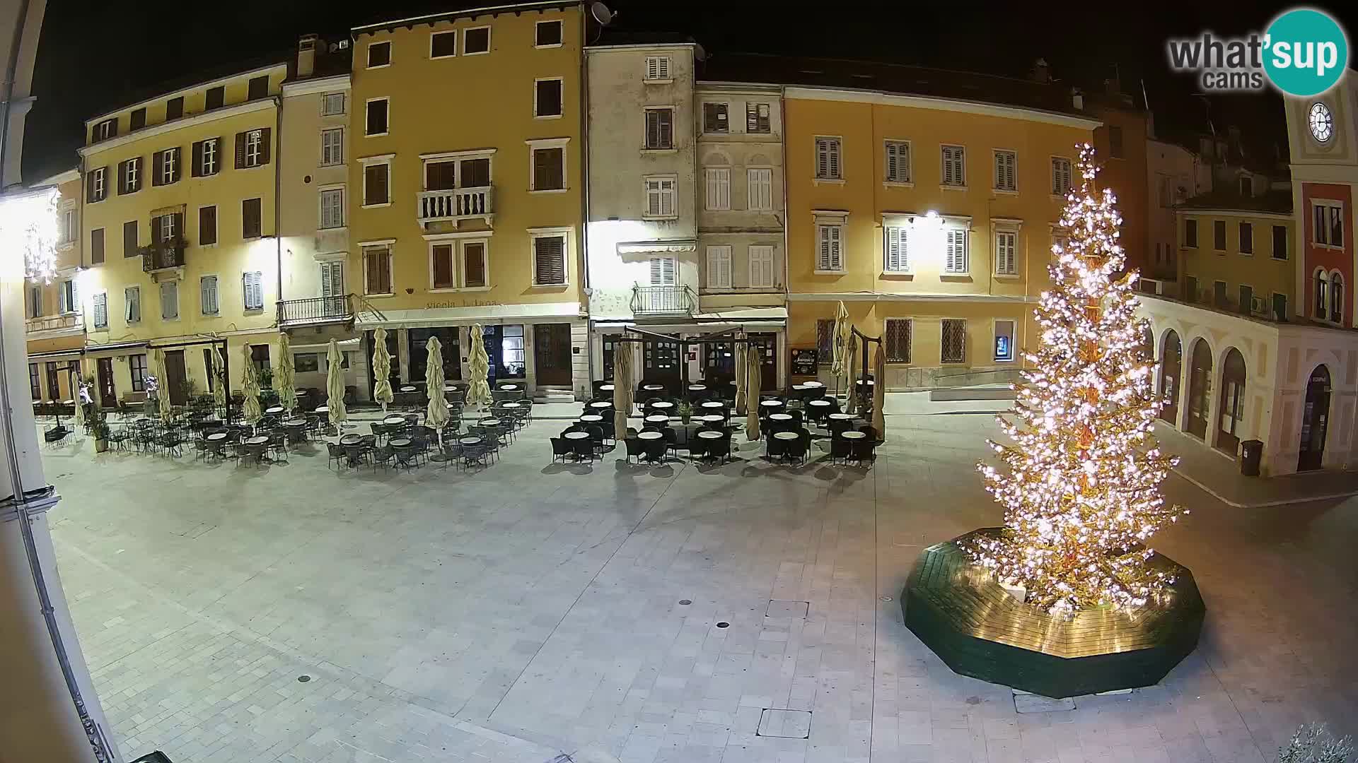 Webcam Rovinj Zentrum – Hauptplatz in Echtzeit