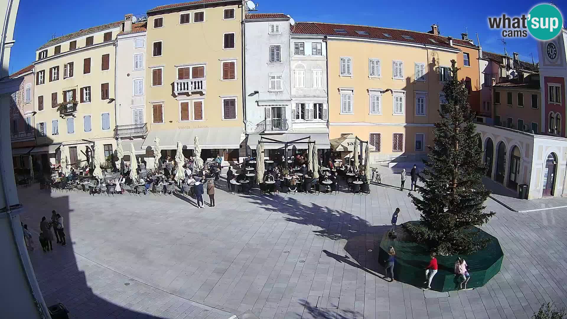Webcam Rovinj Zentrum – Hauptplatz in Echtzeit