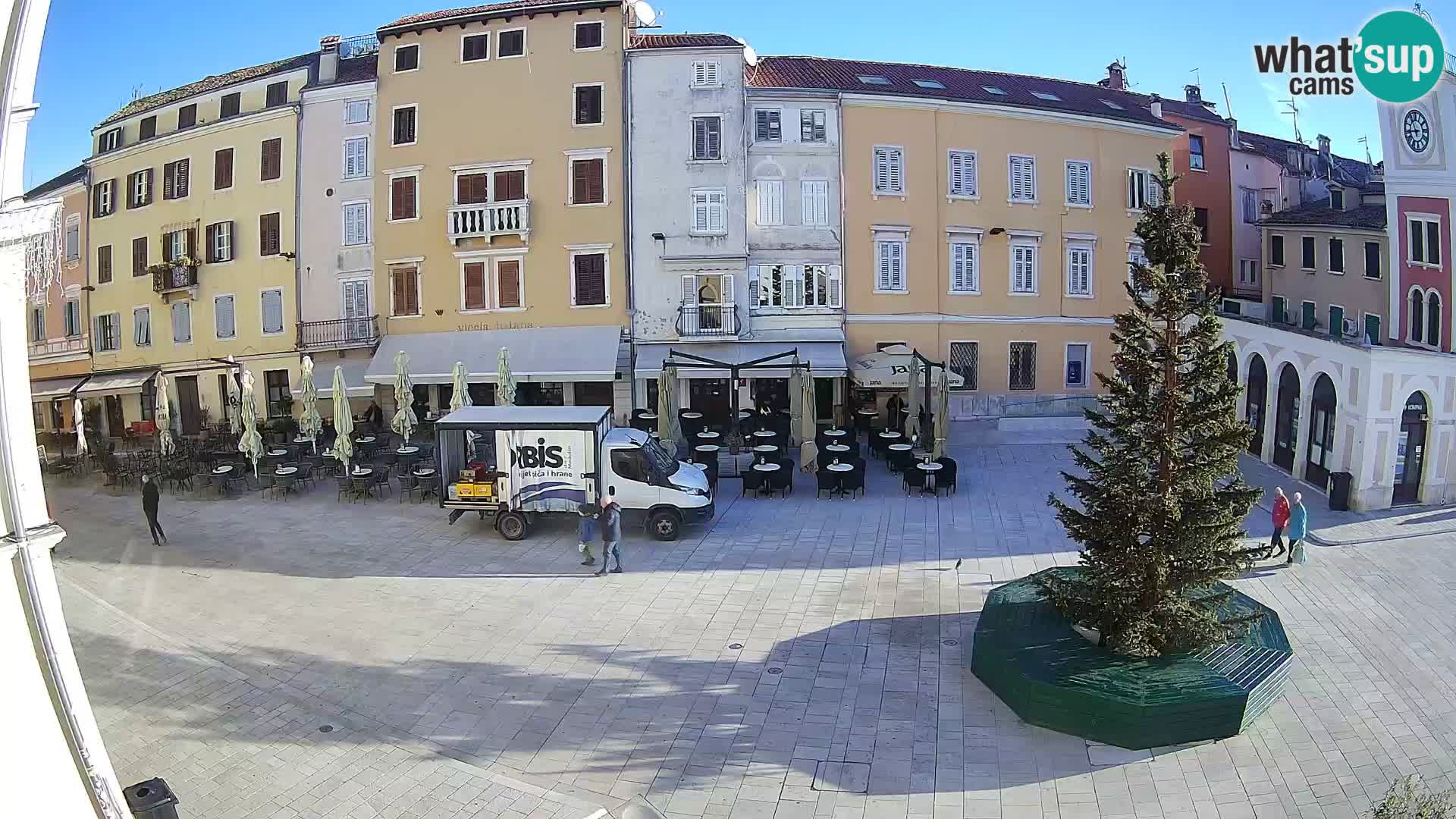 Spletna kamera Rovinj Center – Glavni trg