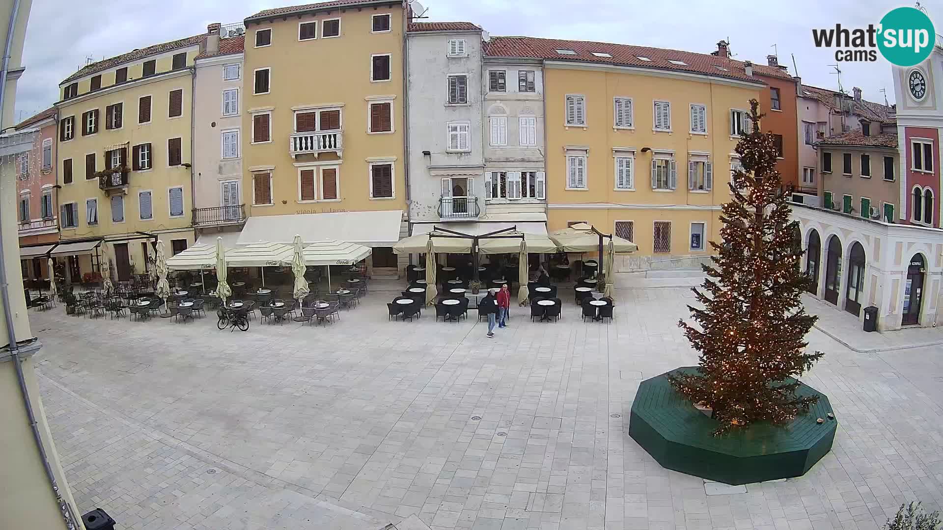 Spletna kamera Rovinj Center – Glavni trg