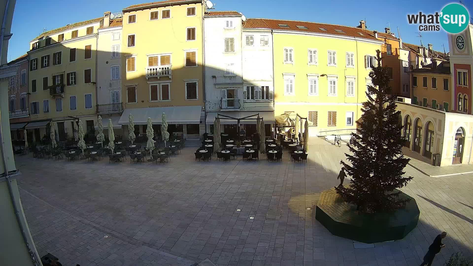 Spletna kamera Rovinj Center – Glavni trg