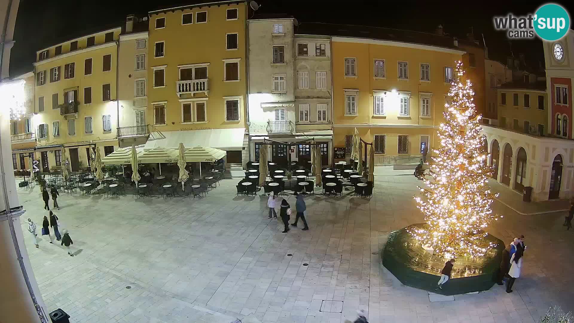 Spletna kamera Rovinj Center – Glavni trg