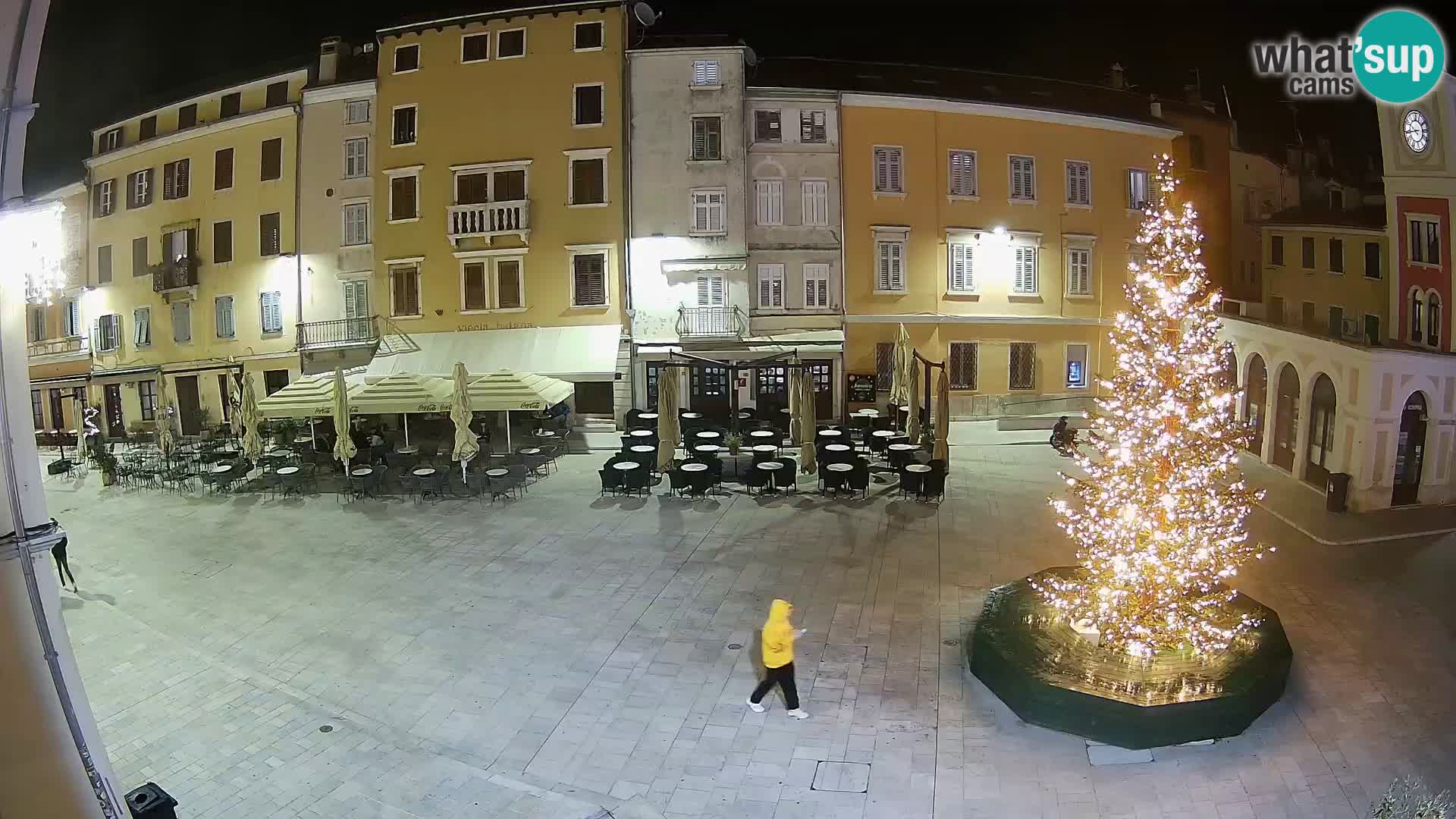 Spletna kamera Rovinj Center – Glavni trg