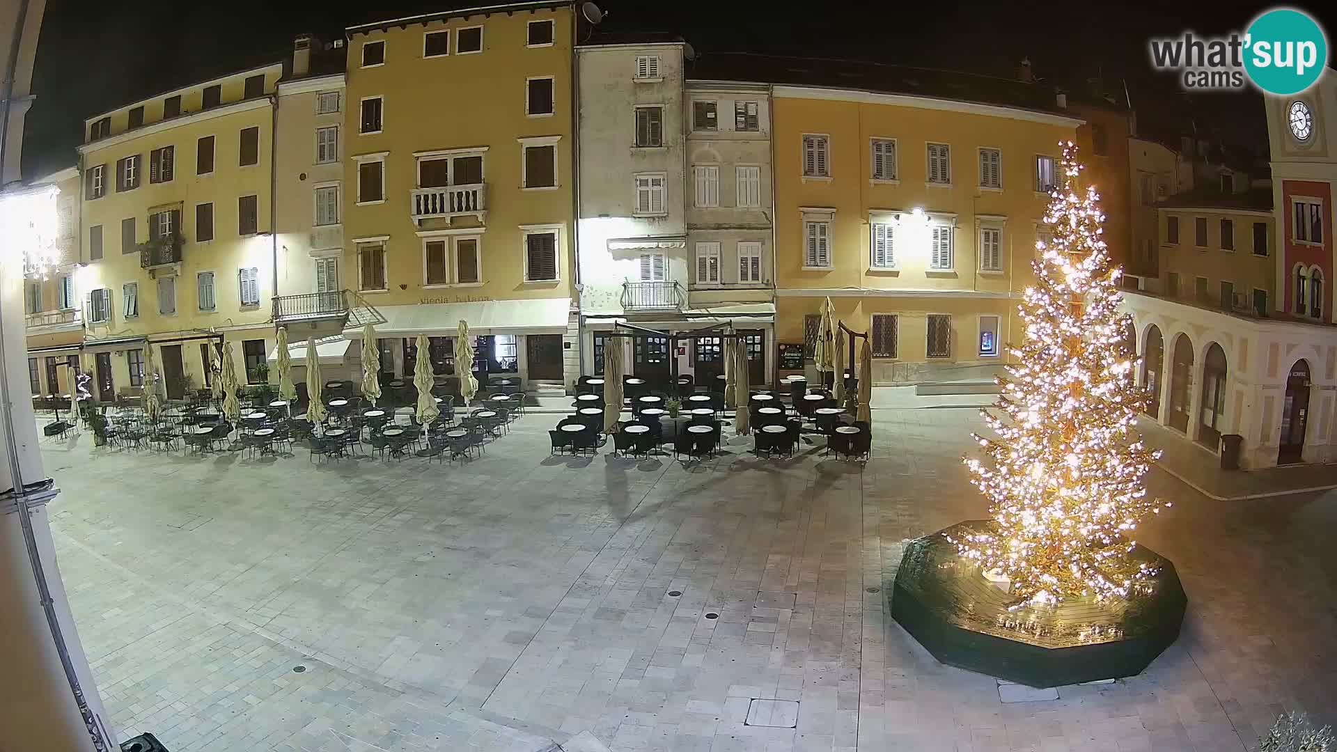 Spletna kamera Rovinj Center – Glavni trg