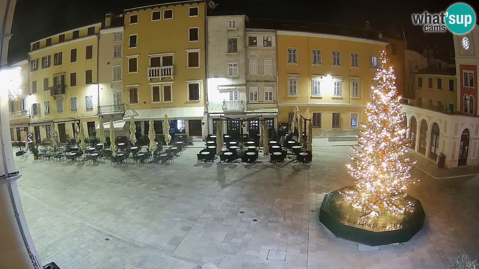 Spletna kamera Rovinj Center – Glavni trg