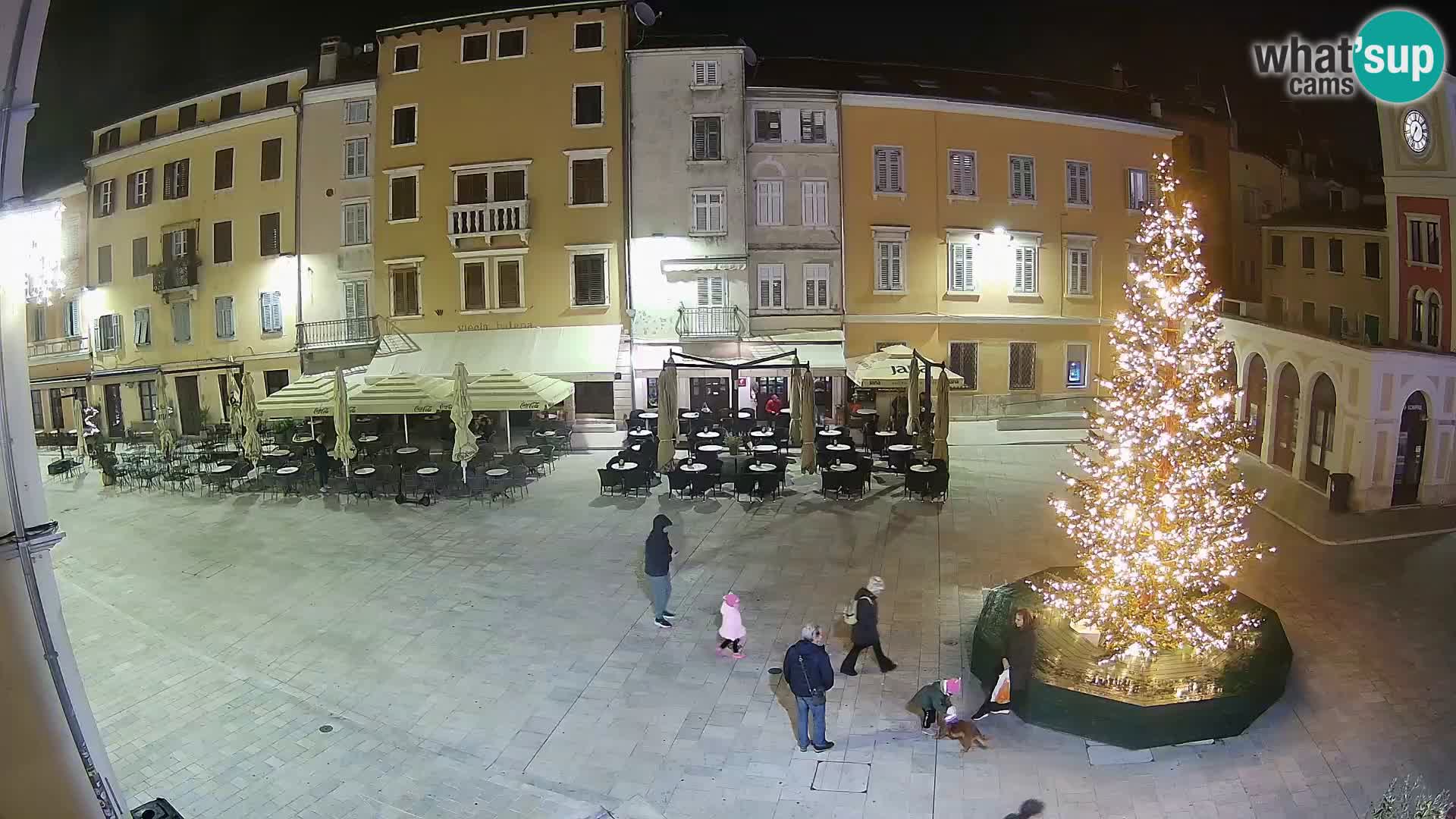 Spletna kamera Rovinj Center – Glavni trg