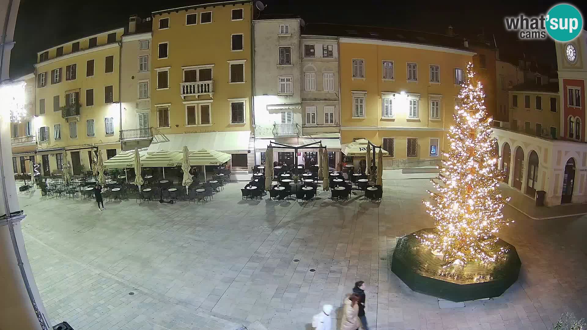 Spletna kamera Rovinj Center – Glavni trg