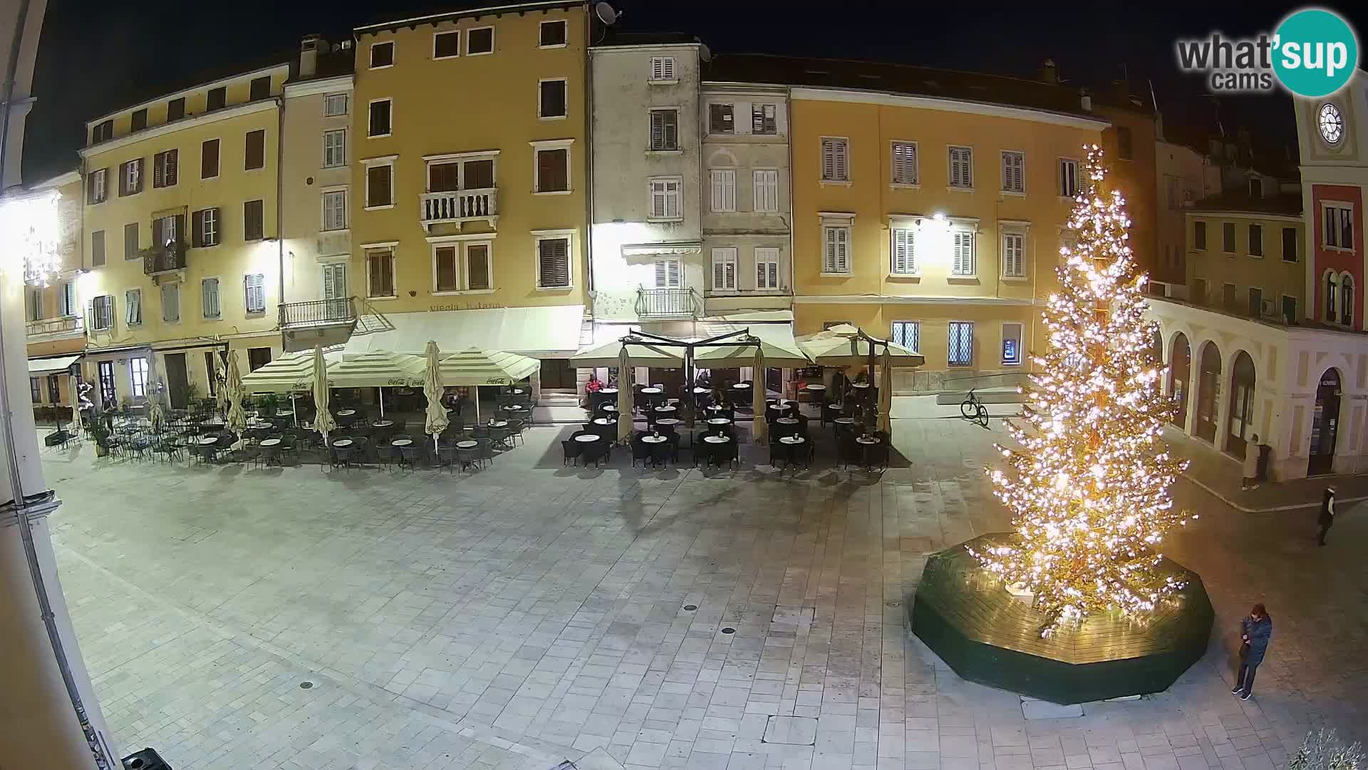 Spletna kamera Rovinj Center – Glavni trg