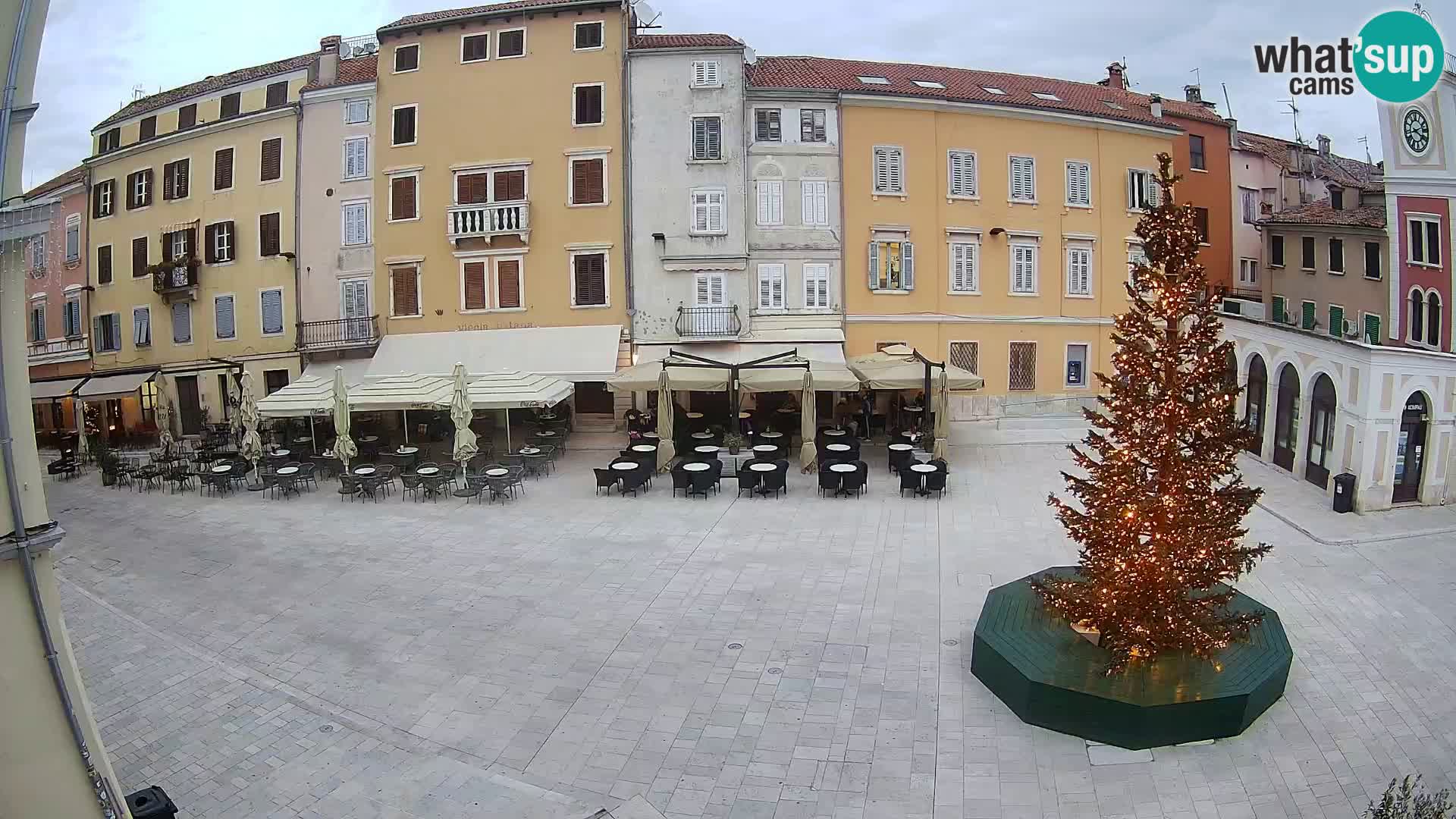 Webcam Rovinj Zentrum – Hauptplatz in Echtzeit