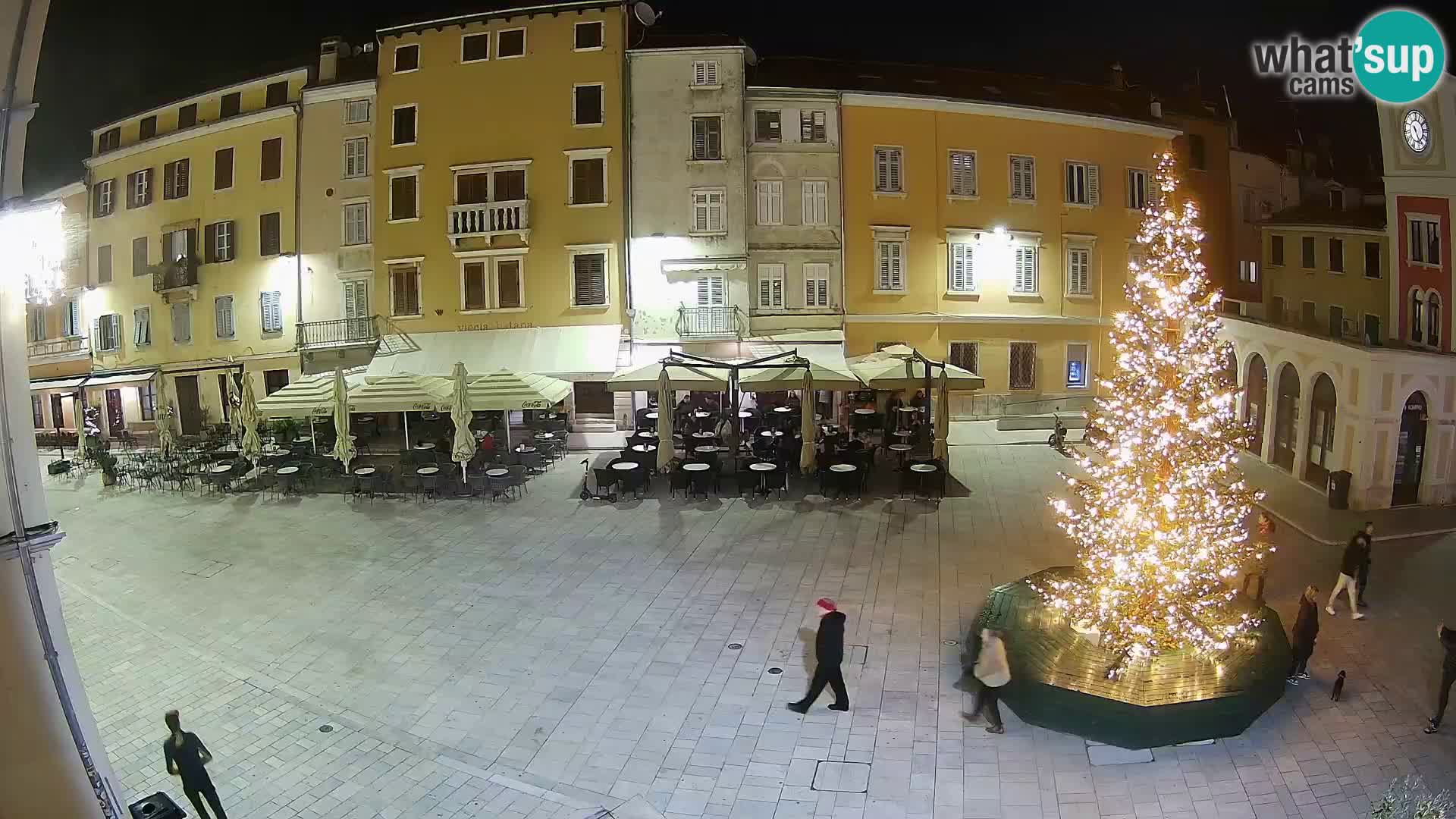 Spletna kamera Rovinj Center – Glavni trg