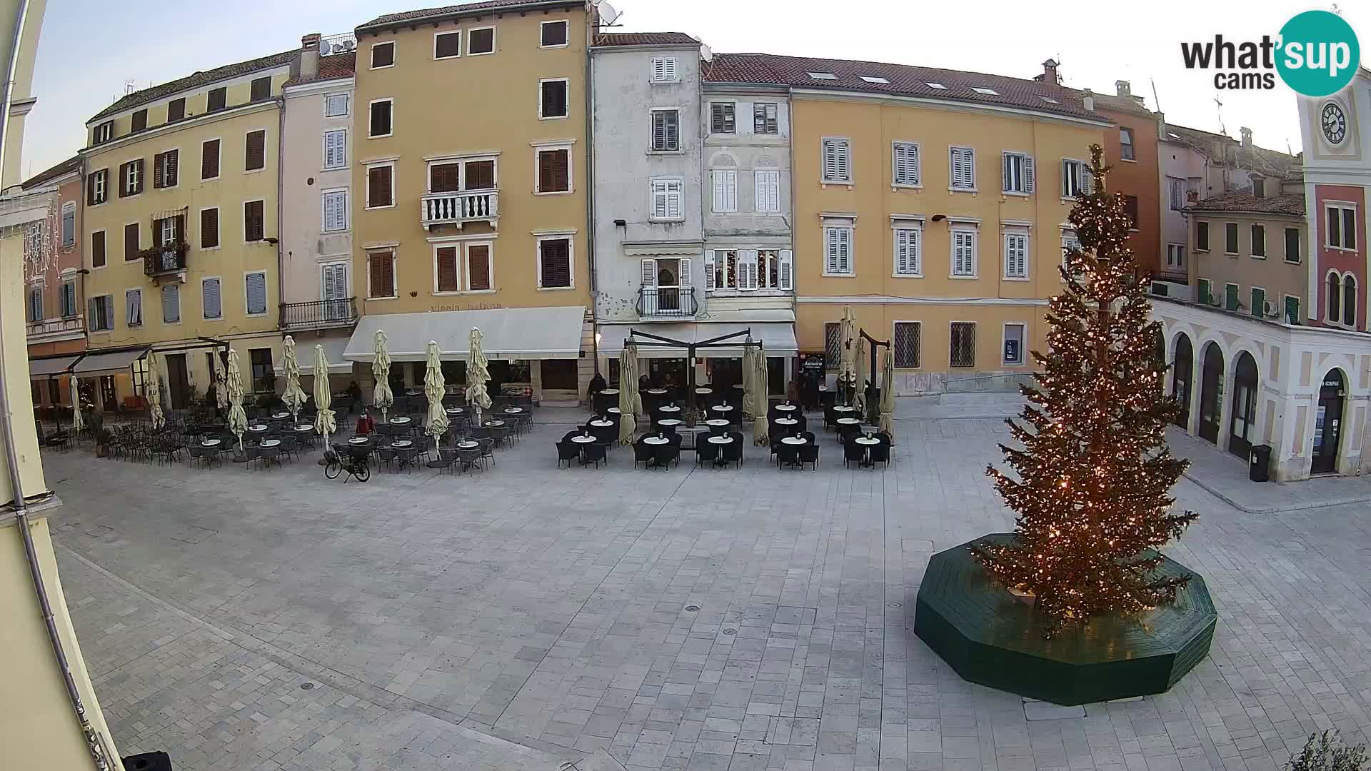 Webcam Rovinj Zentrum – Hauptplatz in Echtzeit