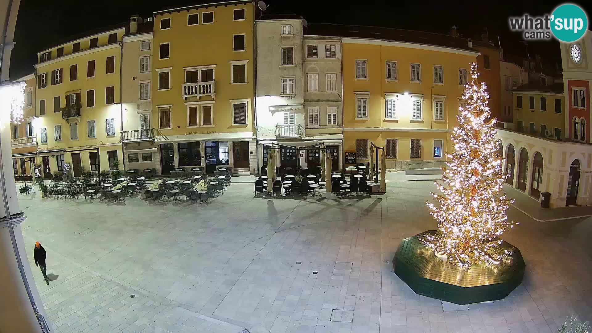 Spletna kamera Rovinj Center – Glavni trg