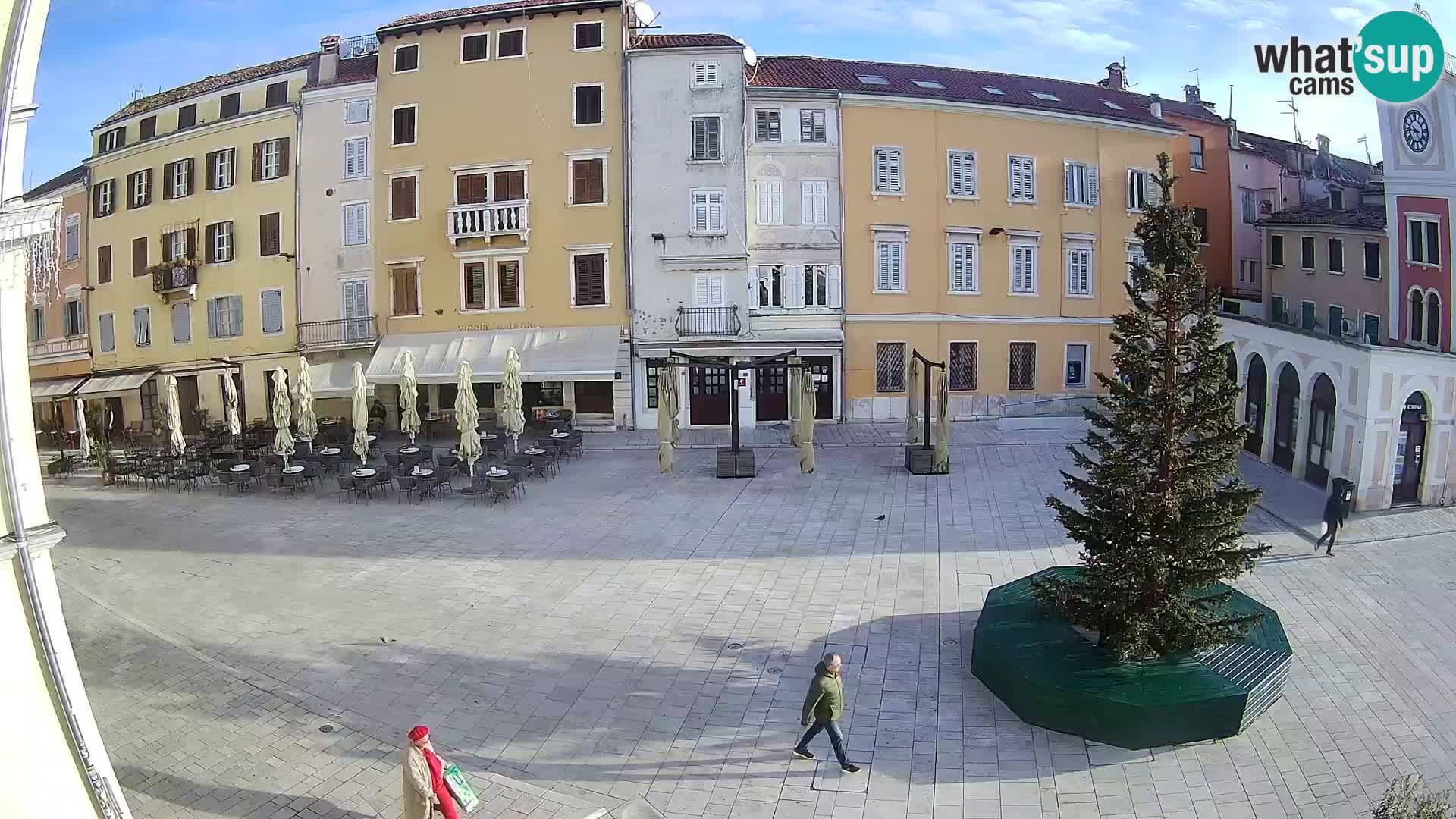 Spletna kamera Rovinj Center – Glavni trg
