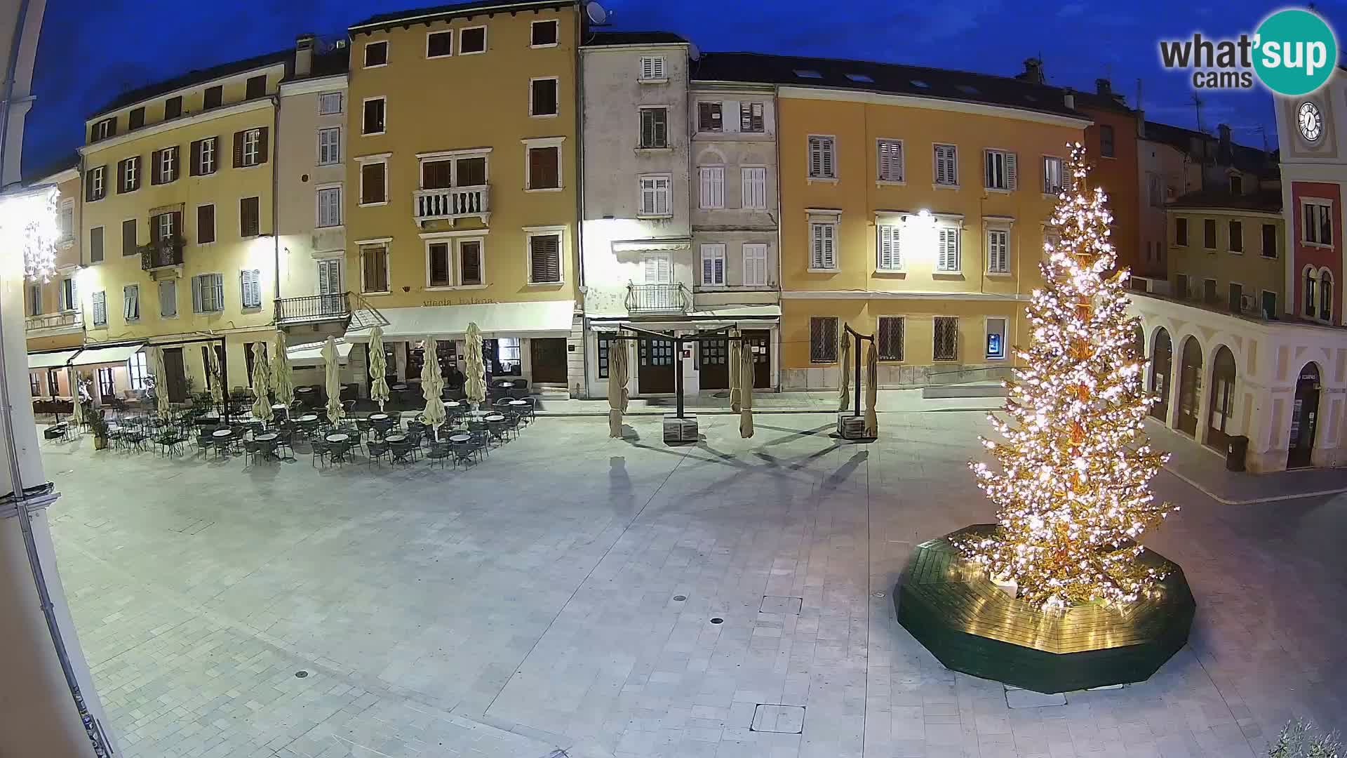 Spletna kamera Rovinj Center – Glavni trg