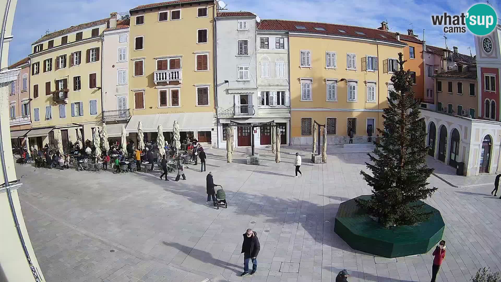 Spletna kamera Rovinj Center – Glavni trg