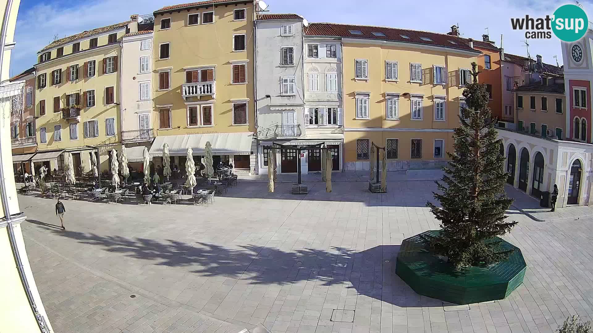 Spletna kamera Rovinj Center – Glavni trg