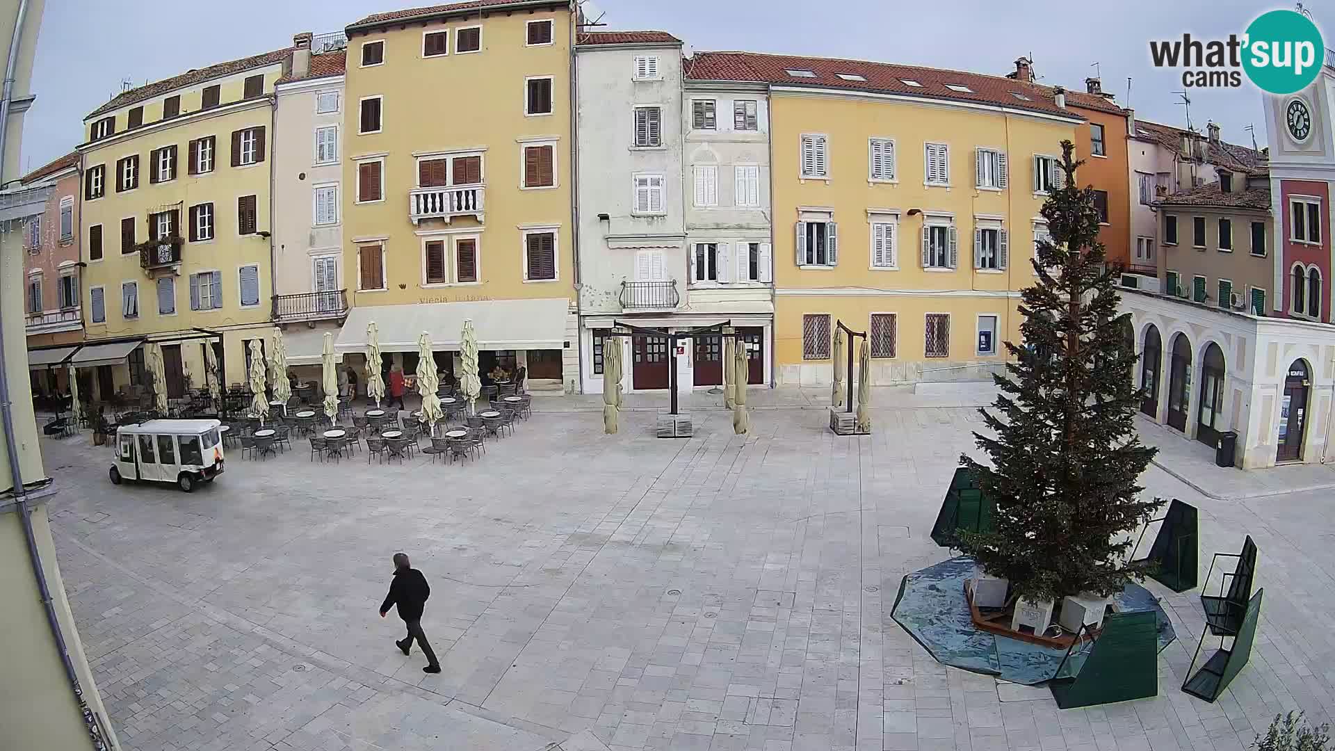 Spletna kamera Rovinj Center – Glavni trg