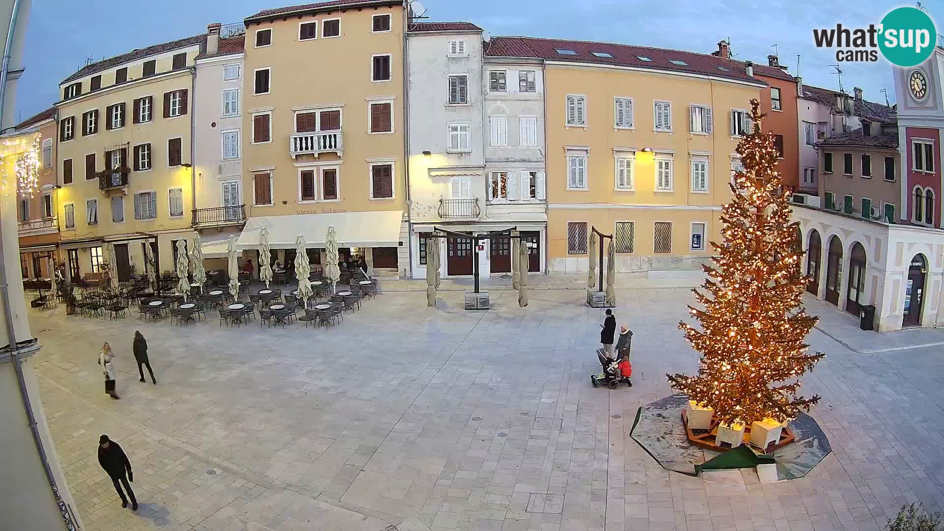 Webcam Rovinj Zentrum – Hauptplatz in Echtzeit
